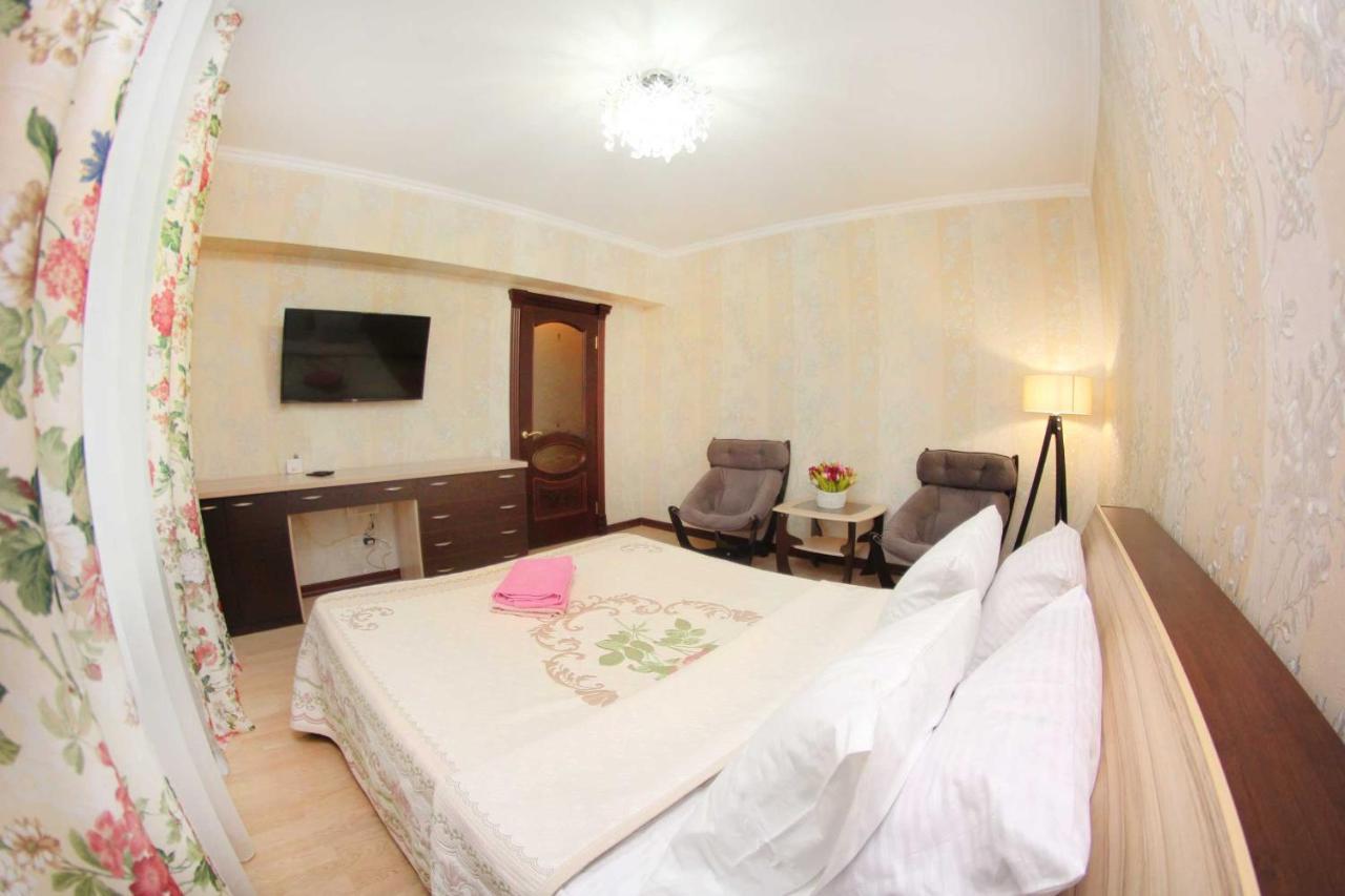 Apartment 1br In The Centre, Nazarbaev 42a *