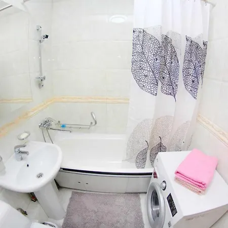 1Br Apartment In The Centre, Nazarbaev 42A Almaty Exterior photo